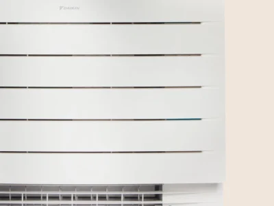 03-warm-packshot-fvxm-a9-3-4-front